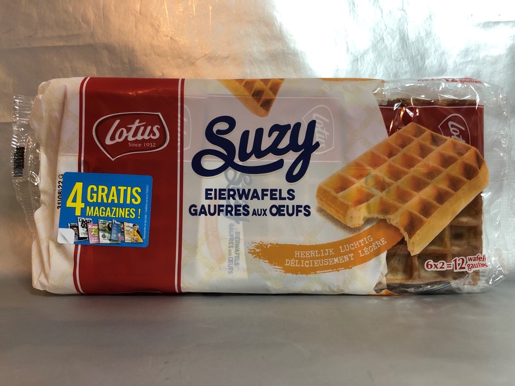 Lotus Suzy egg-waffles