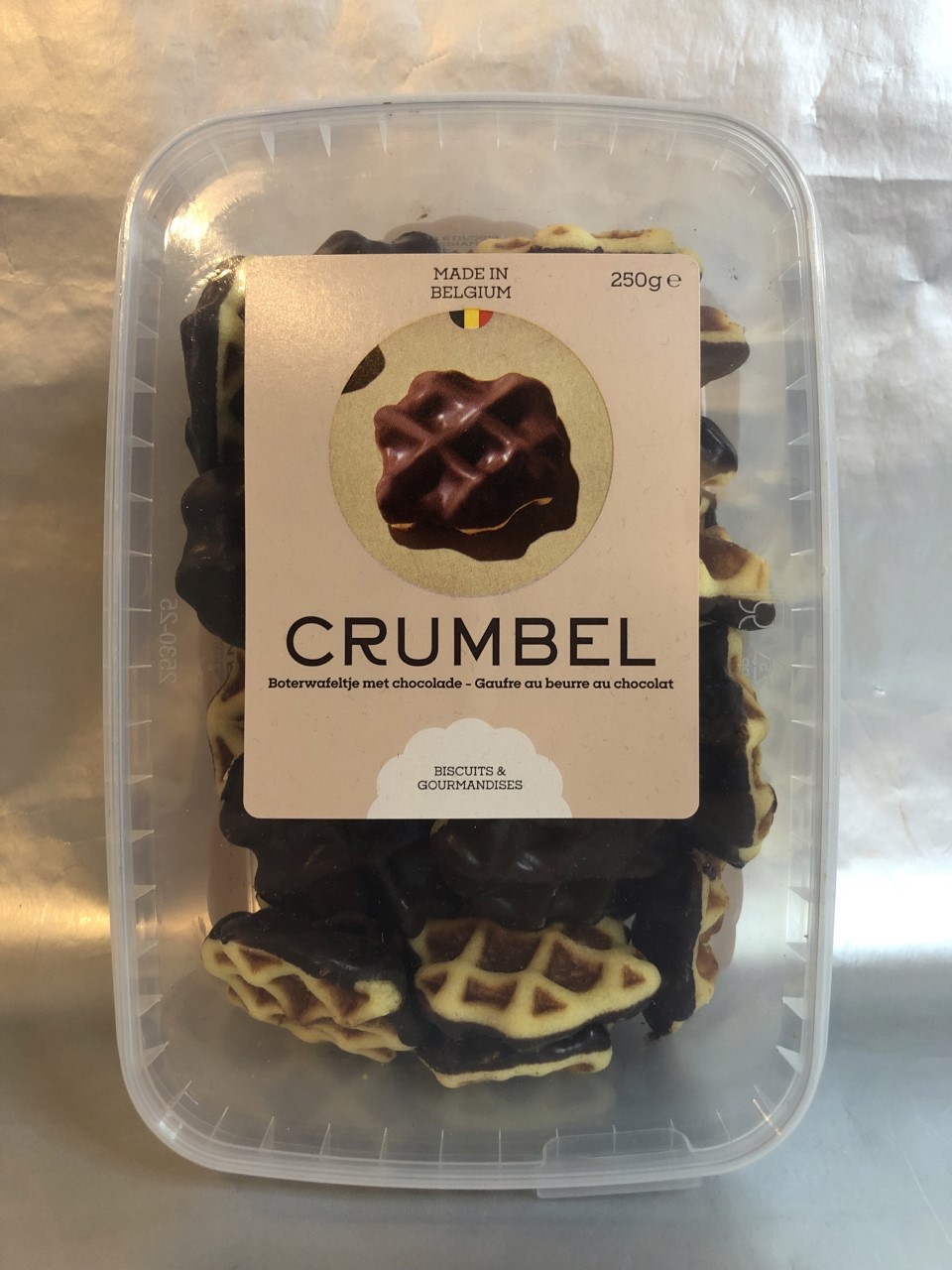 Crumbel butter waffles with Belgian chocolate